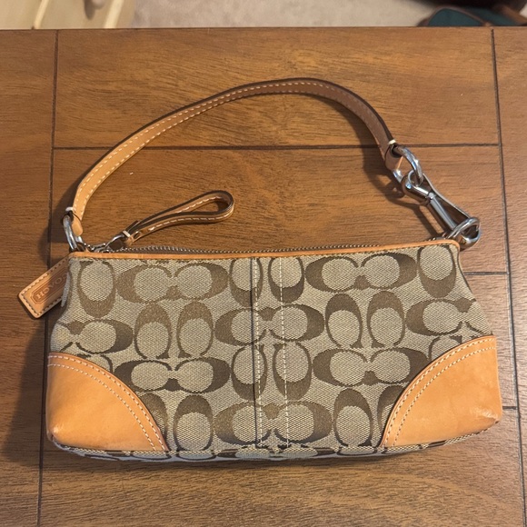 Y2K Coach Beige and Brown Signature Shoulder Bag - Picture 1 of 11